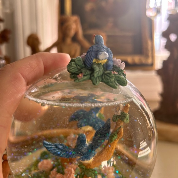 Vintage bluebird water globe clock - Picture 3 of 6